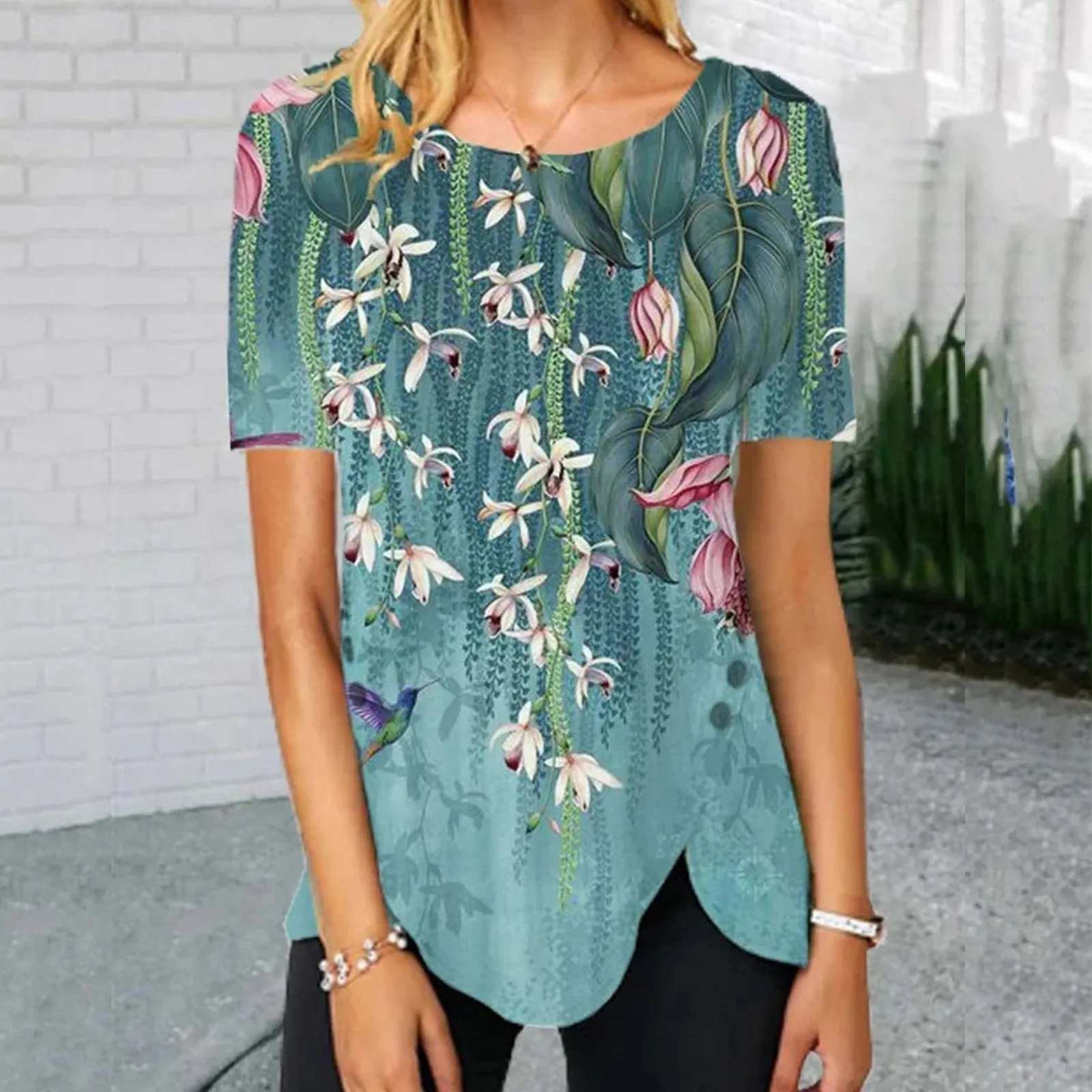 Casual round neck irregular hem button short-sleeved printed T-shirt