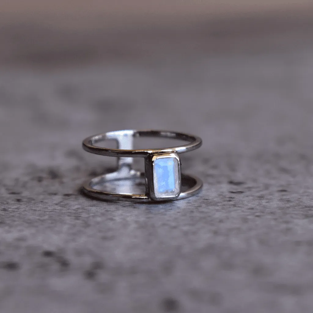 Classic Delight - Moonstone Ring