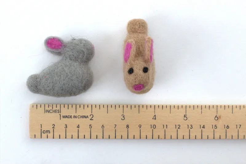 Felt Easter Bunnies