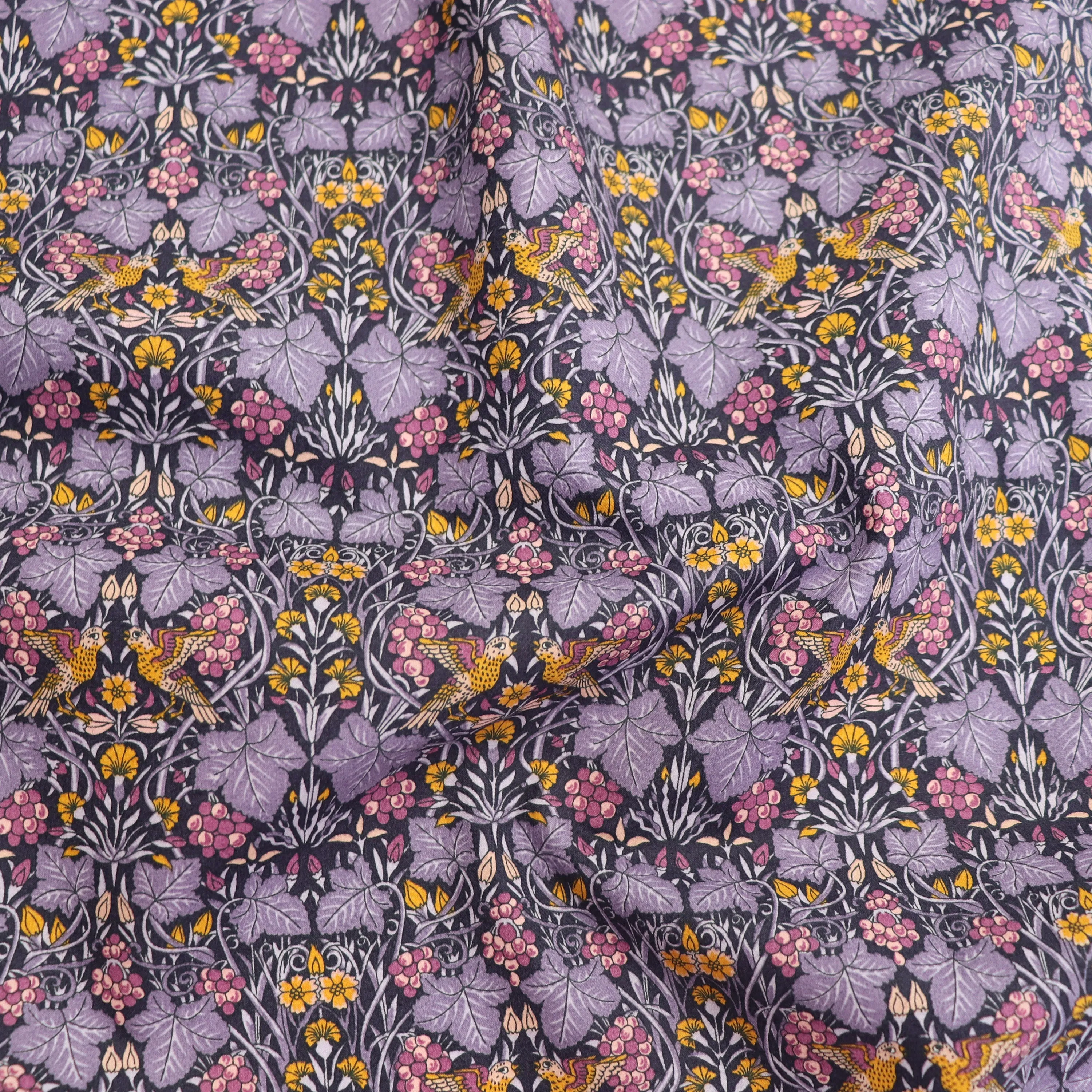 Liberty Fabrics - Vine Thief - Piccadilly Cotton Poplin - END OF BOLT 37cm